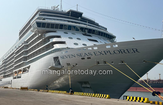 Seven Seas Explorer